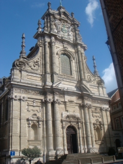 Церковь Святого Михаила - одна из самых прекрасных в Лёвене.